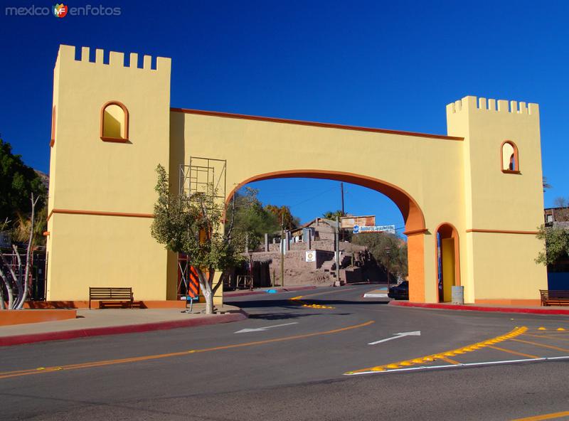 Entrada a Mulegé Mulegé, Baja California Sur (MX12182500028147)