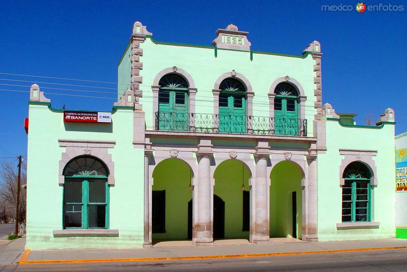 Edificio antiguo construido en 1935