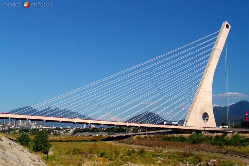 Puente de la Unidad