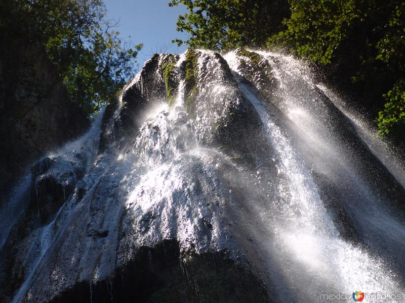 Cascada Cola de Caballo