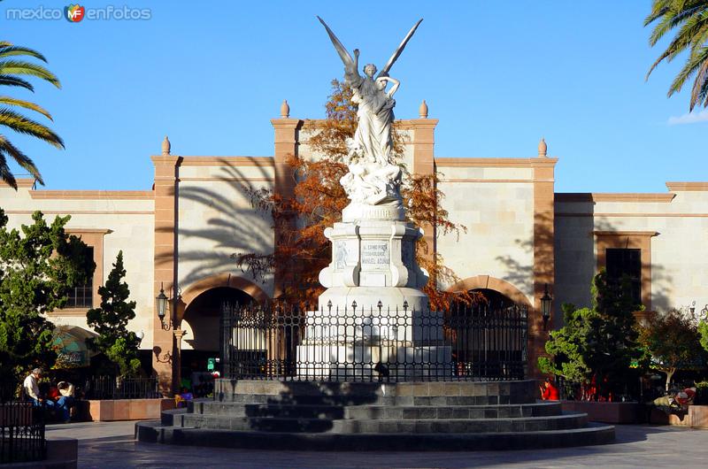 Plaza Manuel Acuña