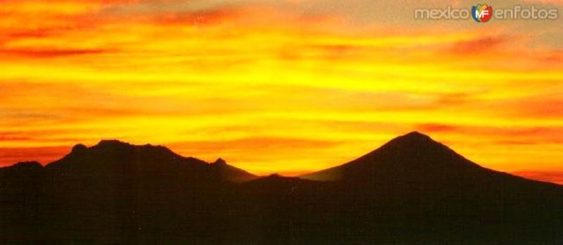 Atardecer en los volcanes