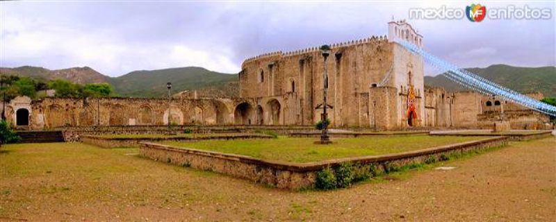 Convento de los Santos Reyes