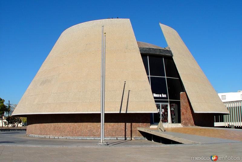 Museo de Arte e Historia