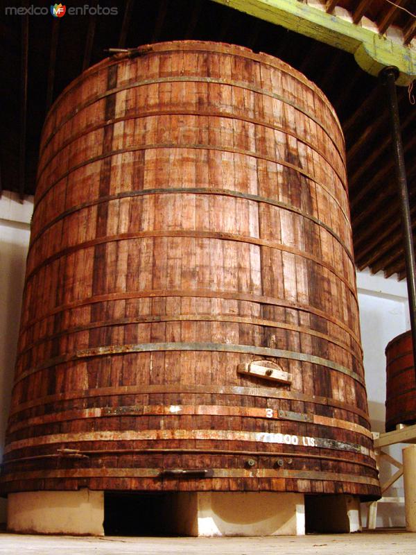 Antigua barrica de fermentación