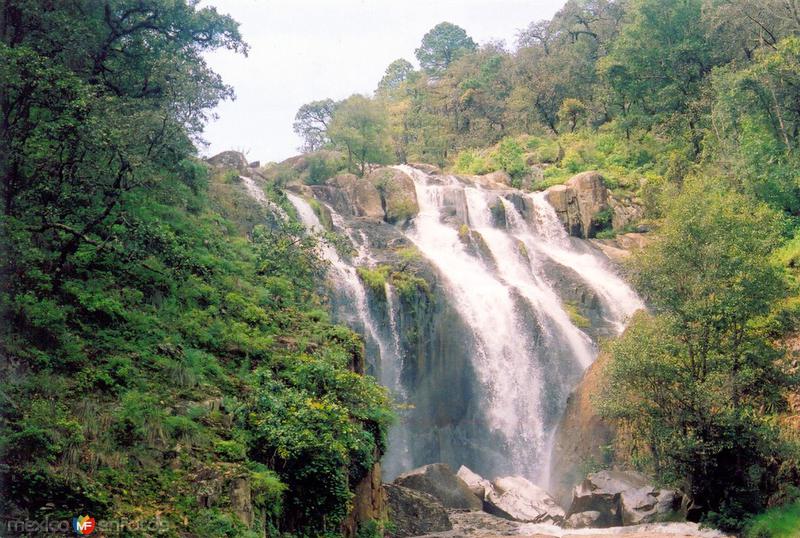 Cascadas de Charco Azul