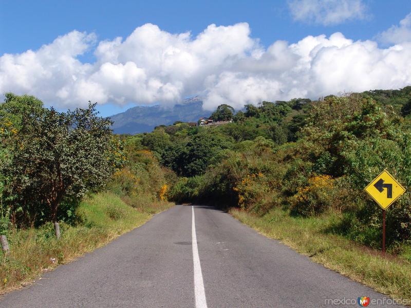 Carretera al Volcán de Fuego
