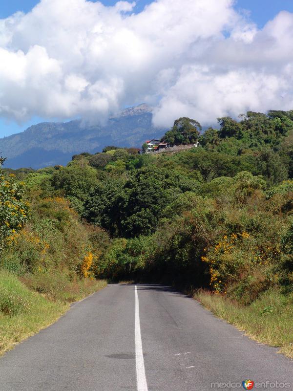 Carretera al Volcán de Fuego