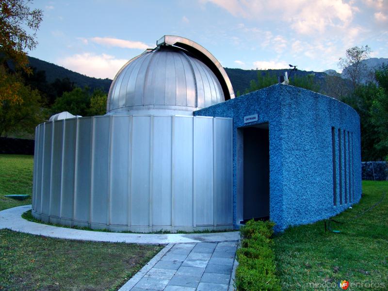 Observatorio del planetario Alfa