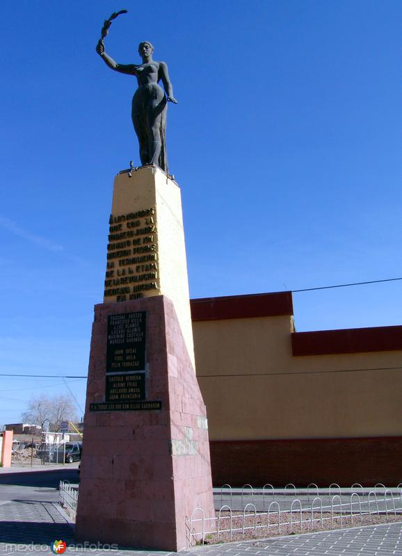 Monumento a la Patria