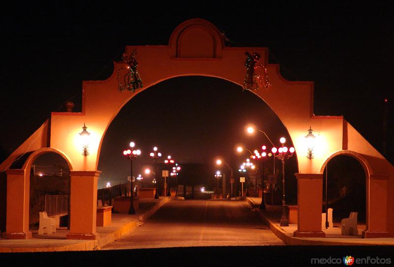 Entrada a Valle de Zaragoza