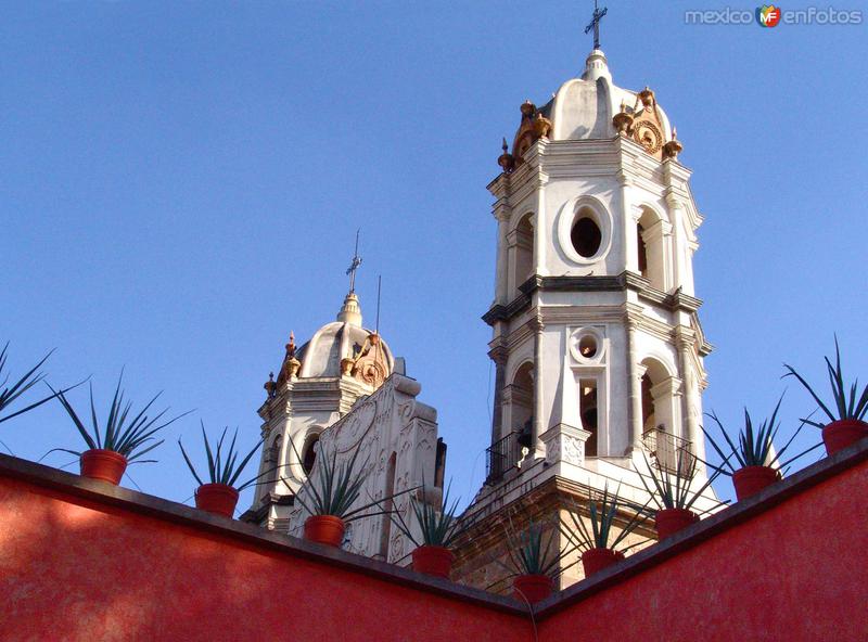 Torres del templo de la Soledad