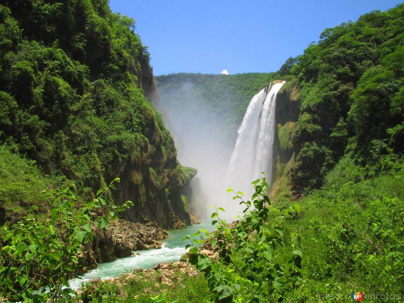 Cascada de Tamul