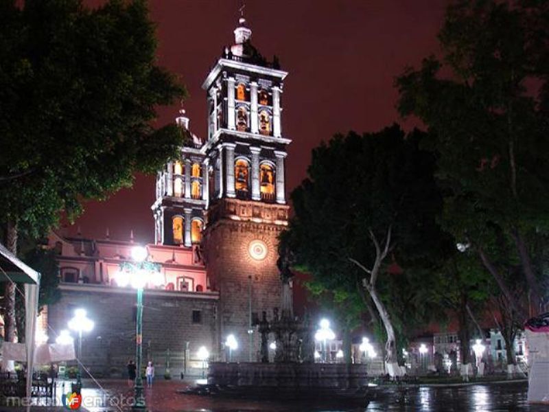 Catedral y zócalo