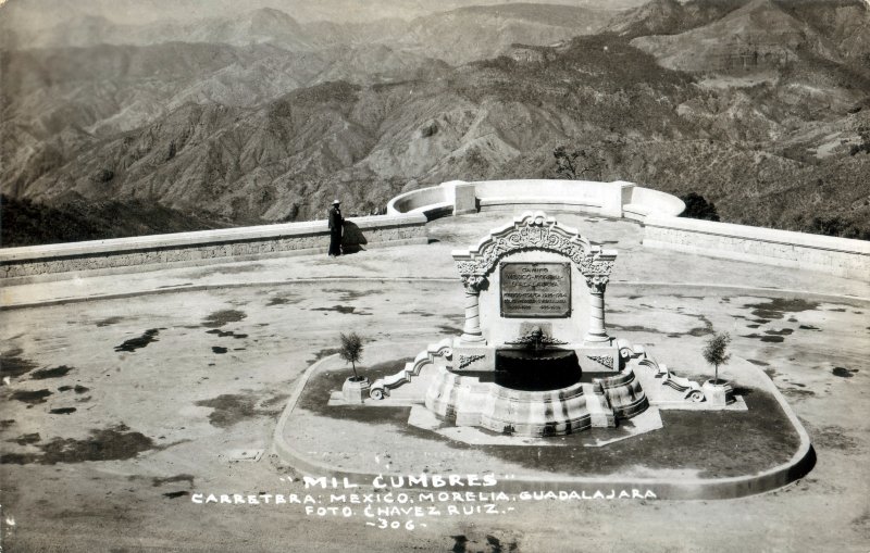 Mil Cumbres. Carretera México - Morelia - Guadalajara