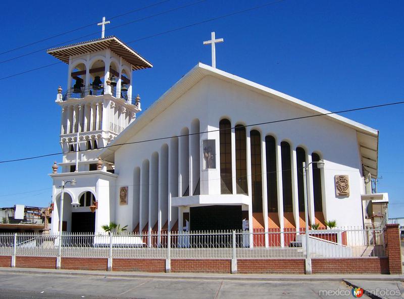 Iglesia de San Francisco de Asís - Mexicali, Baja California  (MX12182431014090)