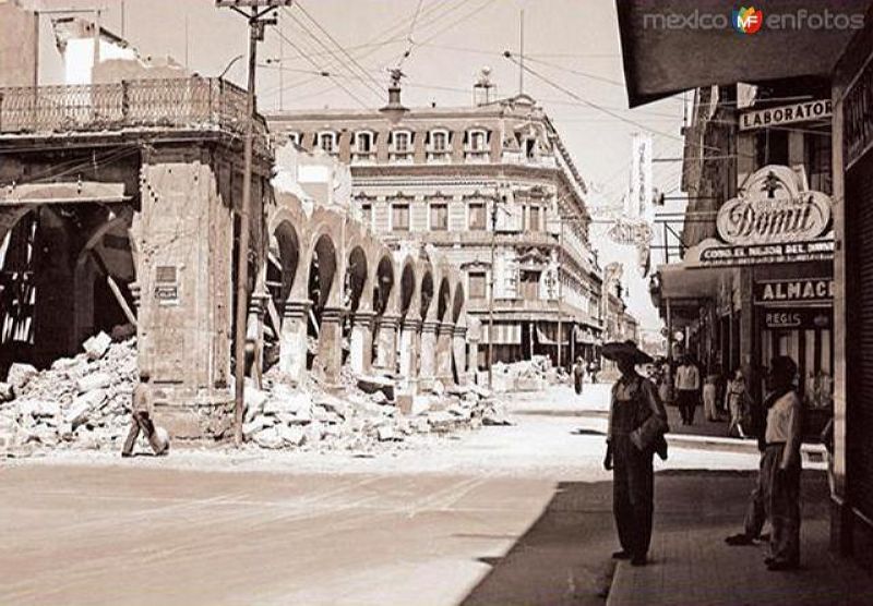 Fotos de Guadalajara, Jalisco, México: Ampliación de la Ave. Juárez (1948)