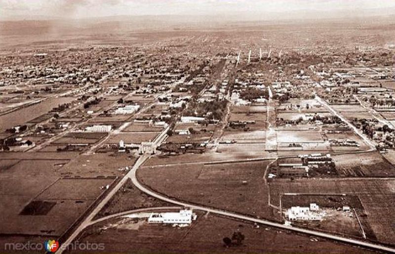 Fotos de Guadalajara, Jalisco, México: Vista aérea de los Arcos (1940)