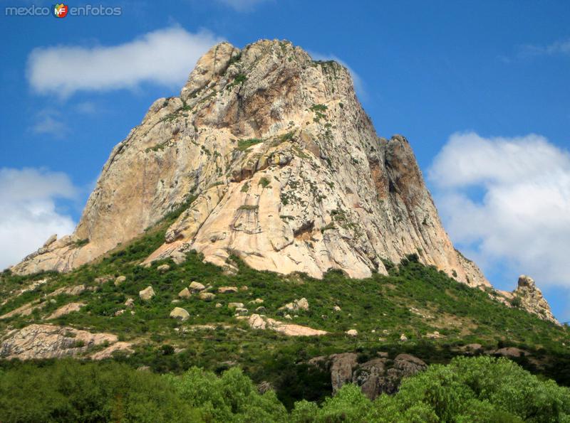 Peñón de Bernal