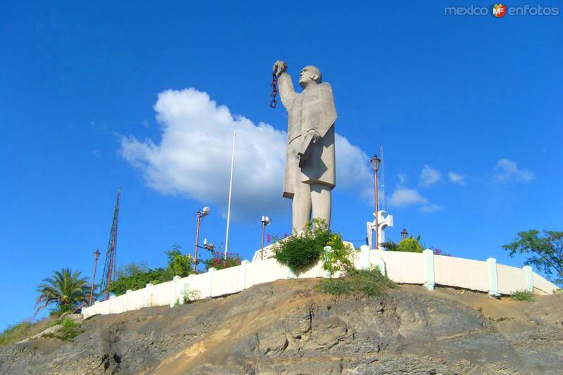 Monumento a José María Morelos y Pavón