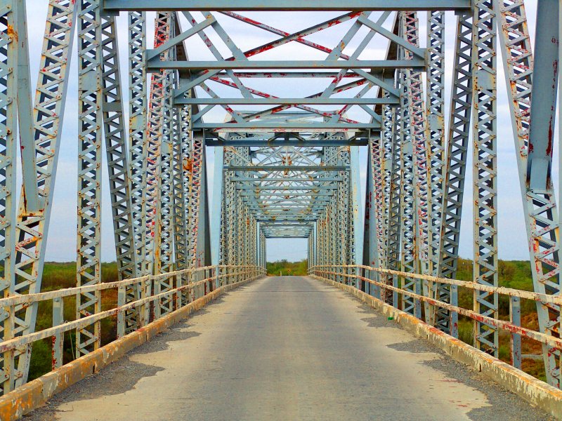 Puente sobre el río San Juan