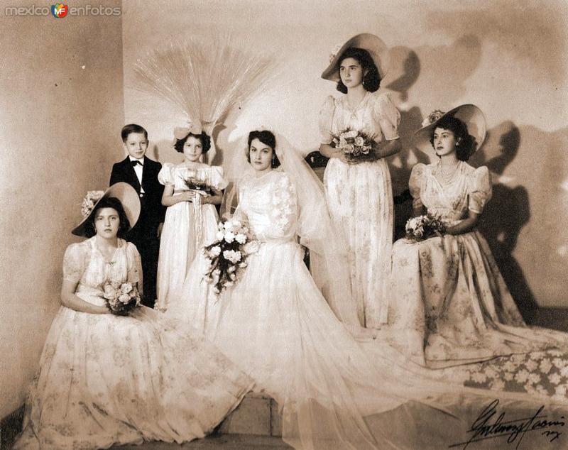 Boda de J. Luis Moctezuma Barragán y Gertrudis Arvizu (1943)