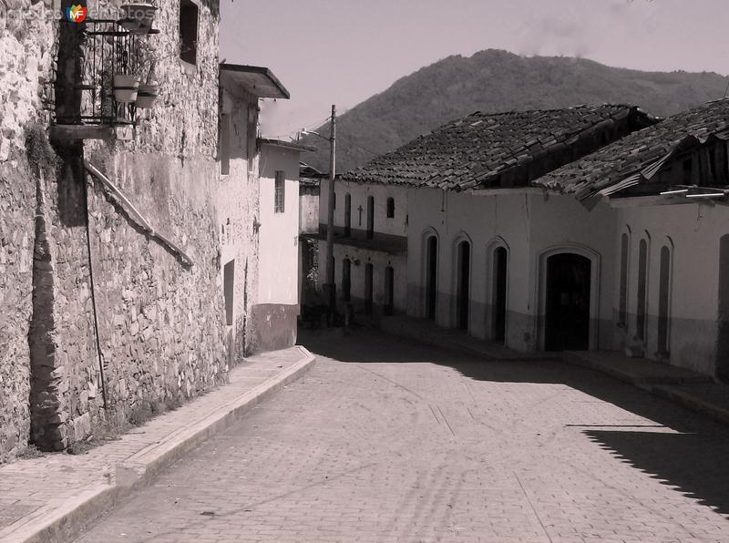 calle hacia el mercado de naupan, puebla