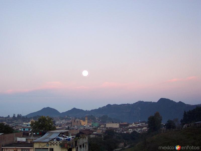 Panoramica con Luna