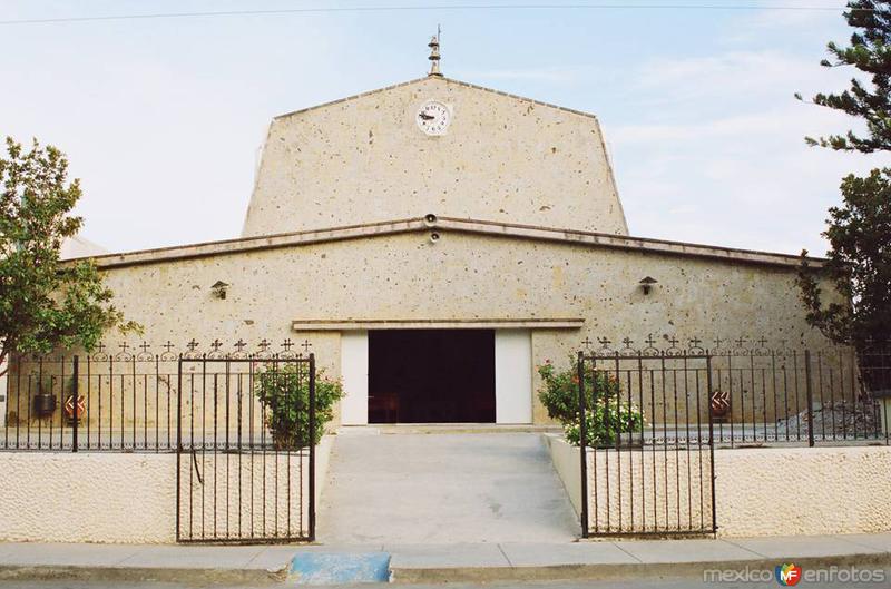 IGLESIA DE NUESTRA SEÑORA DE LOS DOLORES....35 mm