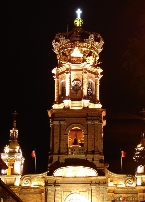 Templo de Nuestra Señora de Guadalupe, torre