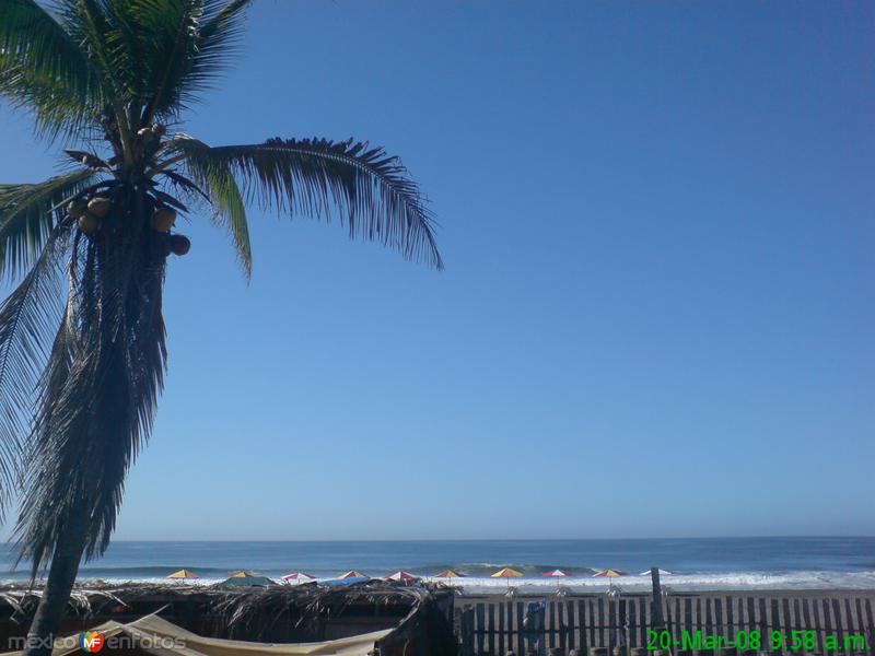 Playa "El Paraiso" en Armería, Colima