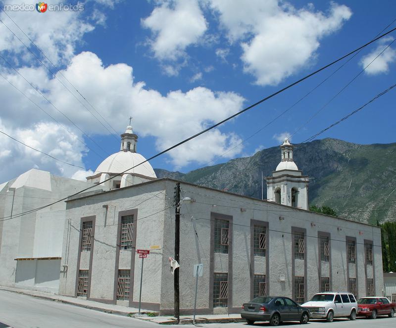 IGLESIA SAN PABLO APOSTOL