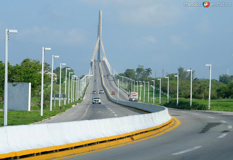 PUENTE TAMPICO