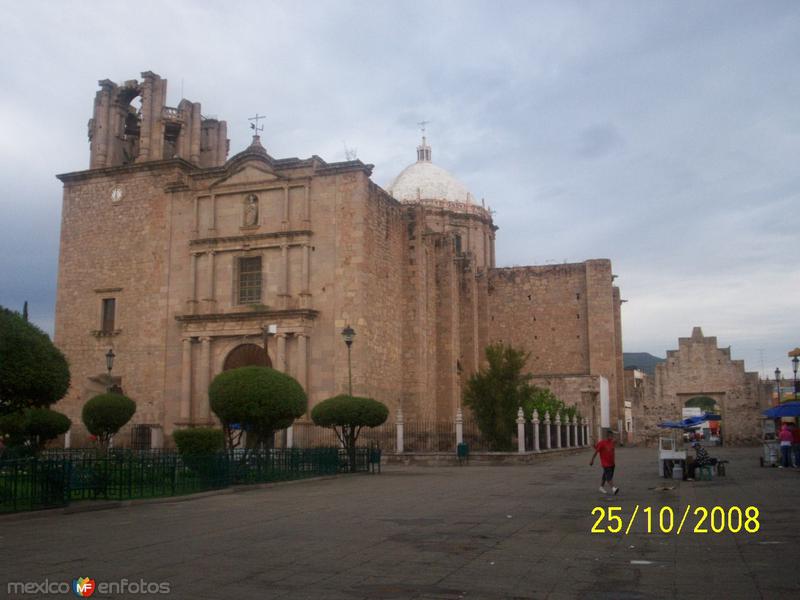 Fotos de Colotlán, Jalisco, México: TEMPLO DE SAN LUIS OBISPO