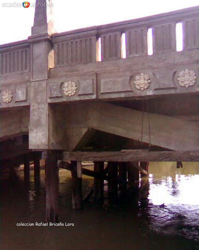 Abajo del puente Estrella