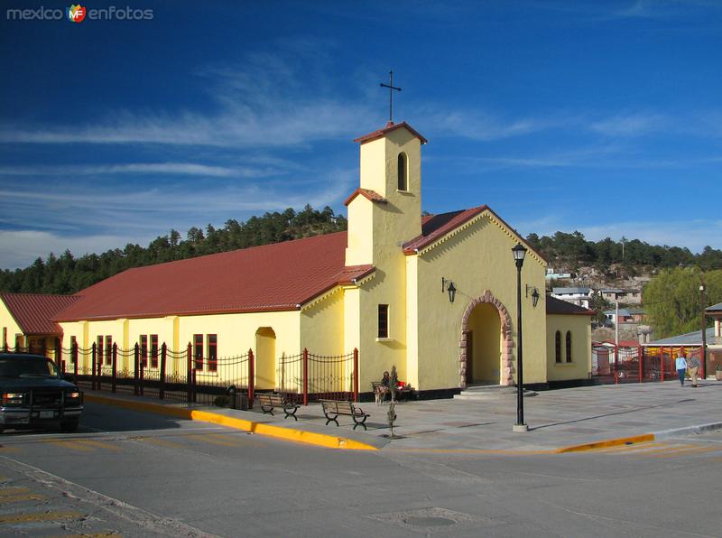 Iglesia en Creel