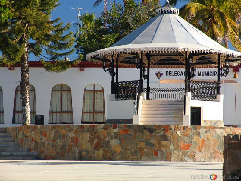 Plaza principal de Todos Santos