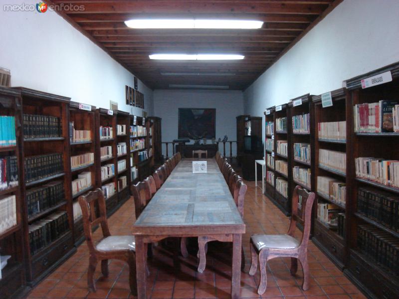 biblioteca