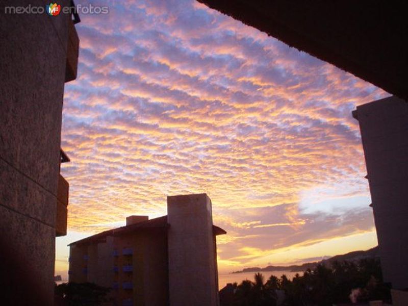 Atardecer sobre Ixtapa