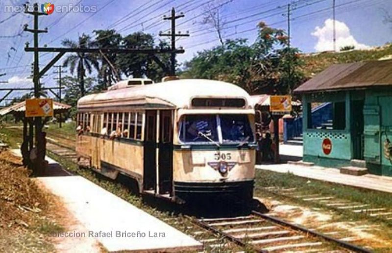 Parada de Tranvia "Andonegui" en los 60