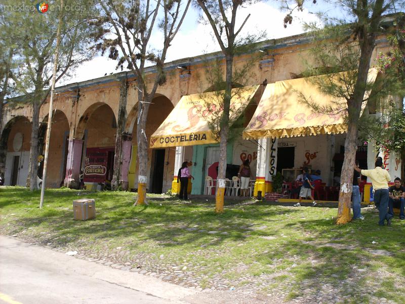 CASA "LOS PORTALES"