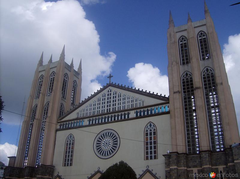 SAN JUAN BAUTISTA IGLESIA