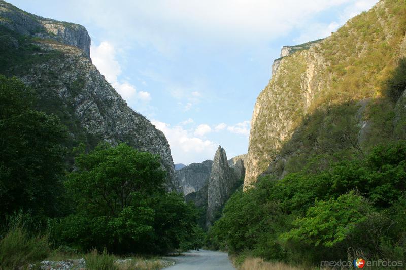 CAÑON DE SAN ISIDRO---(LA MANO DE DIOS)