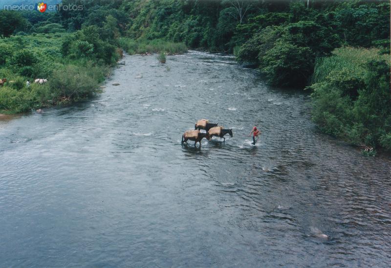 rumbo a la montaña valle nacional oaxaca