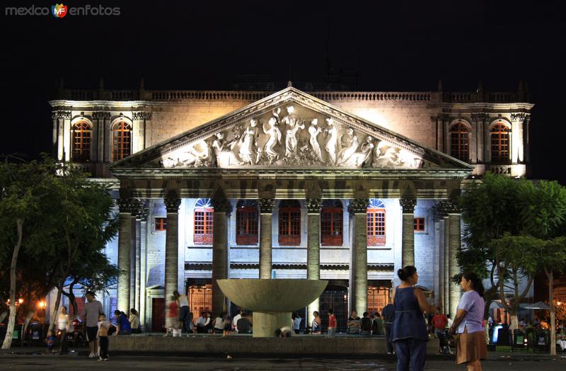 Teatro Degollado, iluminado