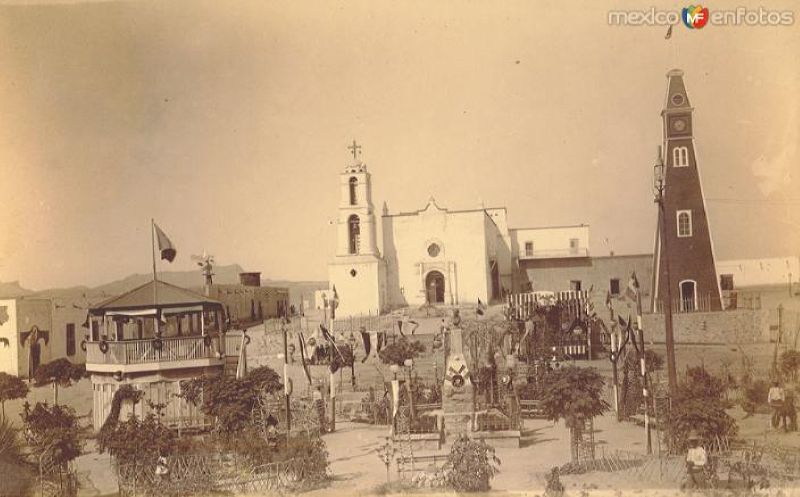 Misión de Guadalupe y Plaza de Armas