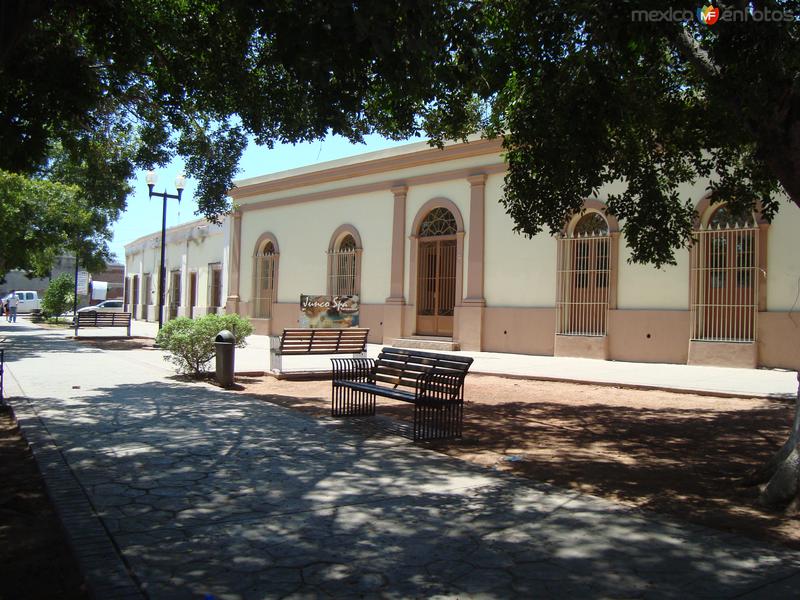 Casa Antiguas, el la plaza de la pistola