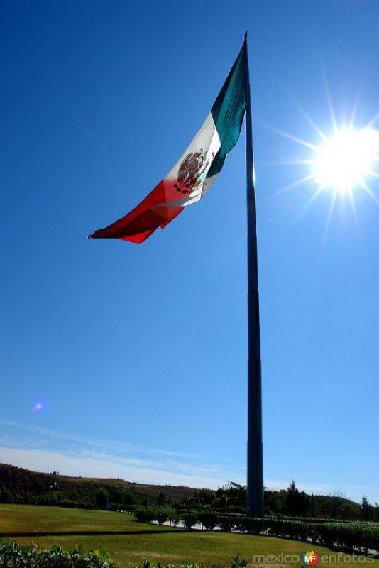 Asta Bandera mas grande de Latinoamerica!!