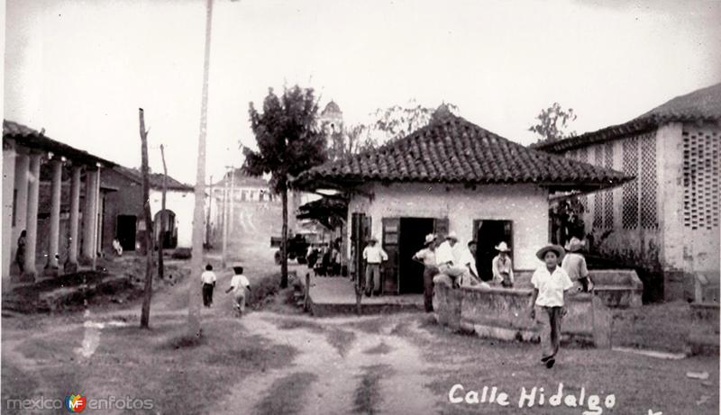 Avenida Hidalgo esq. Enríquez.