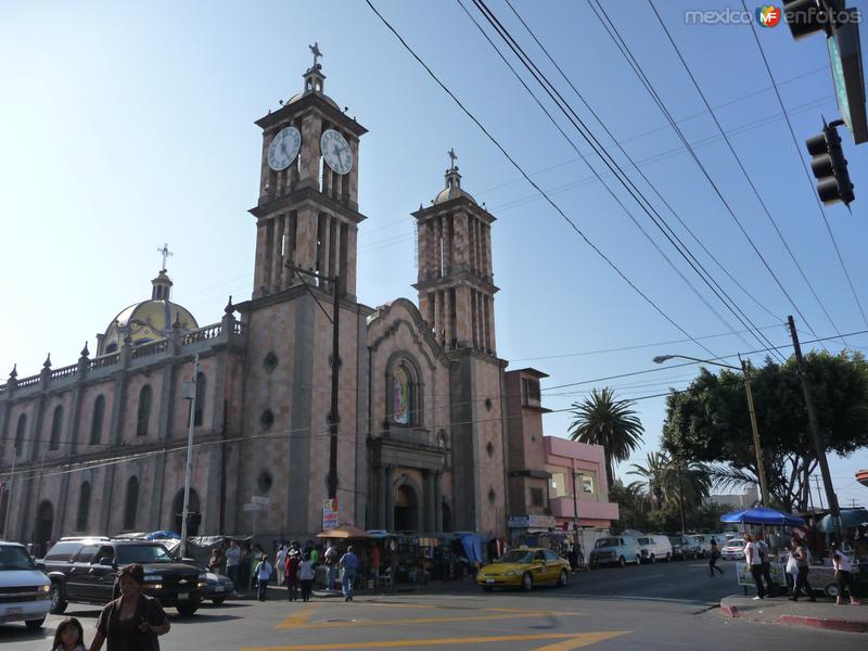 Catedral, Ave. Benito Juárez y Niños Heroes